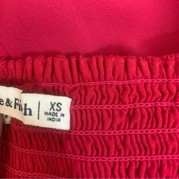 Abercrombie‎ & Fitch Vibrant Red Blouse - Picture 6 of 6